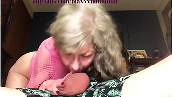 Cock Hungry Mature Cougar Stops By For Pov Deepthroat & Throatpie!