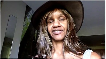 Ginger Moisther Hips And Road Trips