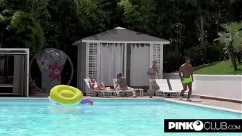 Doppia Penetrazione per la giovane Giorgia Roma con Luca Ferrero