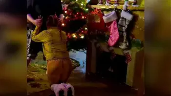 CUMMING FOR CHRISTMAS, BUSTY TEEN AMATEUR, SEXY FUCK