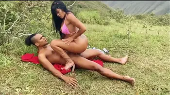 Fucked outdoors with a mechanic - Mariana Martix