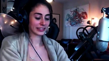Twitch Thot Yoni Showing Off Her Big Tits