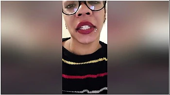 Uniqueen Peeing,farts And Licking My Jucie Off My Finger Come Taste It