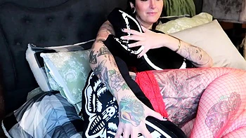 Jude Ryan – Sex Ed with Mommy