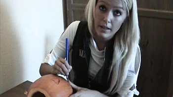 Gorgeous blonde Sophie Moone is making a nice Halloween pumpkin