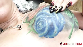 Graceful miss at boobs tattoo action
