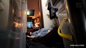 An Innocent College Girl Who Knows Nothing Of The World Gets Lost In An Aphrodisiac Sex Party. A