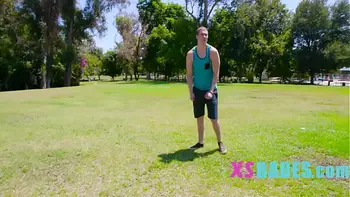 Tiniest Quarter Back Tiny Hole Touchdown