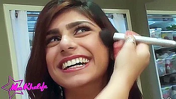 Mia Khalifa - Pussy Eating Video With Slutty From With