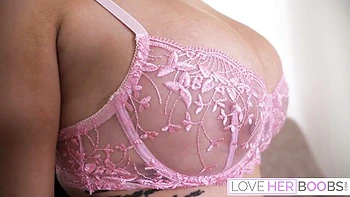 Love Her Boobs featuring Nika Venom and Victor Ray's boob worship smut