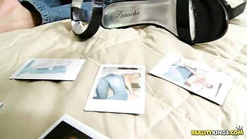 Hypnotic Levi's milf action