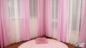 Grooby Girls - cosplay smut