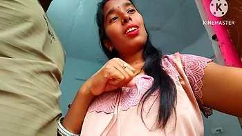 Indian Boobs Suking & Bhabhi Beautiful Pussy Showing - Unknown Girl At A Tourist Place Showing, Than She And Me Homemade Enjoy