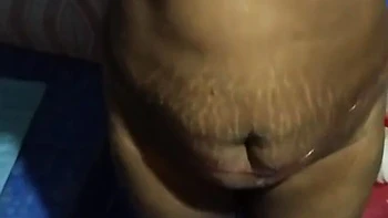 Bhabhi Films Herself Naked in the Shower