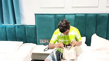 Turned Mistress Into A Bitch While Stealing At Her Own Home