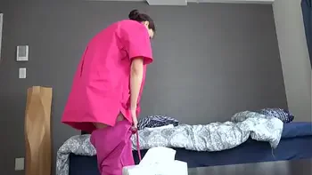 【４７歳 B有楽町店】熟女マッサージ師の隠し撮り生ハメ映像