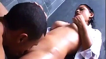 Latina Shower Fuck: Doggy, Cowgirl and Missionary