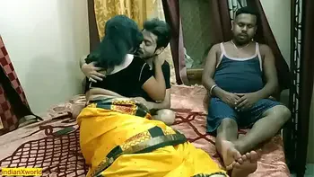 Indian Bhabhi shared her with us!! Best hindi hardcore group sex