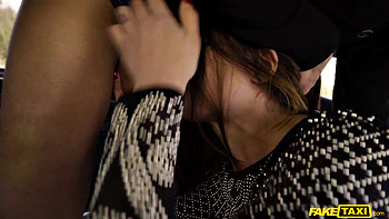 Brown-Haired Babe Fucked Backseat, Bare Ass