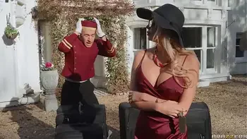 Banging The Bellhop - Amber Jayne / Brazzers / full video www.brazzers.promo/81