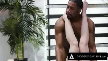 MODERN-DAY SINS - Jane Wilde Enjoys INTERRACIAL PUBLIC SEX In Yoga Class Behind Her BF's Back!