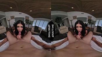 Queenie Sateen’s trimmed pussy fucked in hot VR fuck