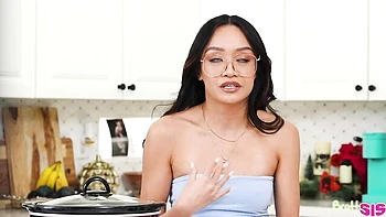 Jade and Thea's Interracial Doggy Blowjob