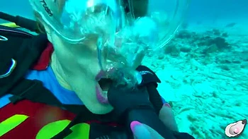Horny Octopus Fucks Supergirl MILF with Huge Clit Underwater