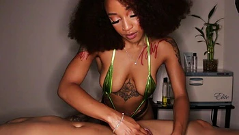 Ebony Mena gives sexy oil massage