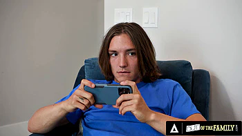 Blonde River Lynn seduces stepcousin for wild sex