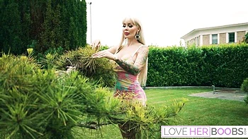 Dean Van Damme Fucks Blond Bombshell with Huge Tits and Ass