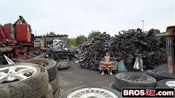 Passionate & Horny Chick Ass-Fucked at a Junkyard (Ginebra Bellucci)
