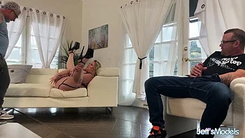 BBG Goddess Bunny De La Cruz Gets Hardcore Blowjob & Fuck