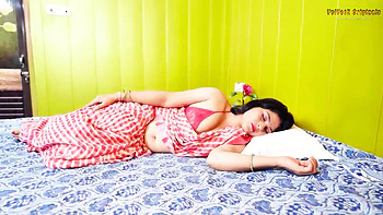 Hot Desi couple fucks in bedroom, amateur blowjob and pussy eating