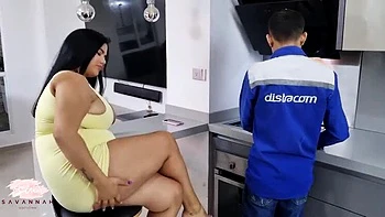 Horny Housewife Savannah Watson Fucks Gas Man for Creampie