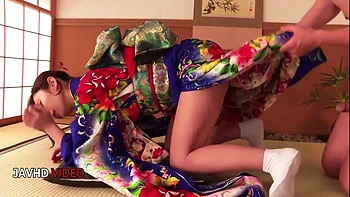 Japanese Babe In Kimono Gives Dirty Blowjob On Cam