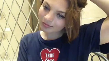 Cute Amateur Model Teases Her Pussy