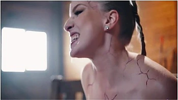 3 Girl 1 Guy - Freaky Hike Turns Into Reverse Gangbang Femdom Blowjob With Robby Apples, Scarlett Alexis And Myra Moans