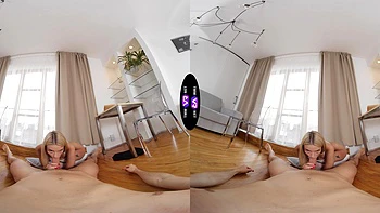 Blond bombshell Naomi takes control in a VR fantasy