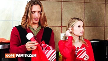 Energetic Jack Vegas and Penny Barber at brunette dirt