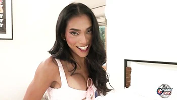 Wet Chanel Chance at solo sex