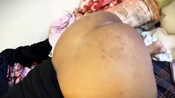 Mallu Badi Gand Vali Chachi Ko Gand Mari